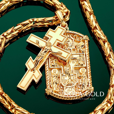Золотой крест с распятием и жетон-иконка с ликами святых и гравировкой молитвы (Вес: 33,5 гр.)