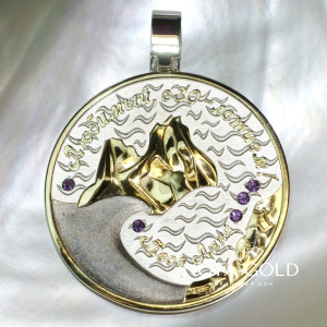Медаль из серебра на юбилей в подарок мужу
