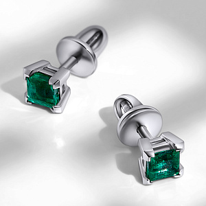 Серьги пусеты из белого золота с квадратными изумрудами (Вес 2,7 гр.)