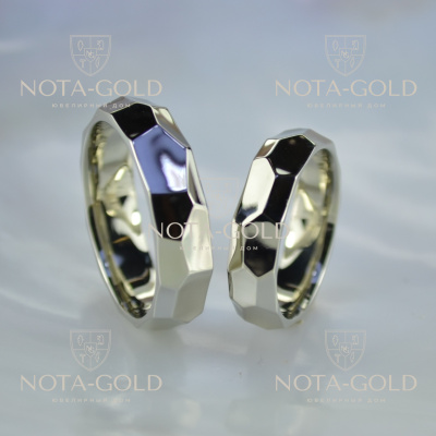 Гранёные обручальные кольца из белого золота (Вес пары: 11 гр.)