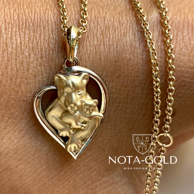 Подвеска - кулон львица с львёнком из жёлто-белого золота (Вес: 4 гр.)