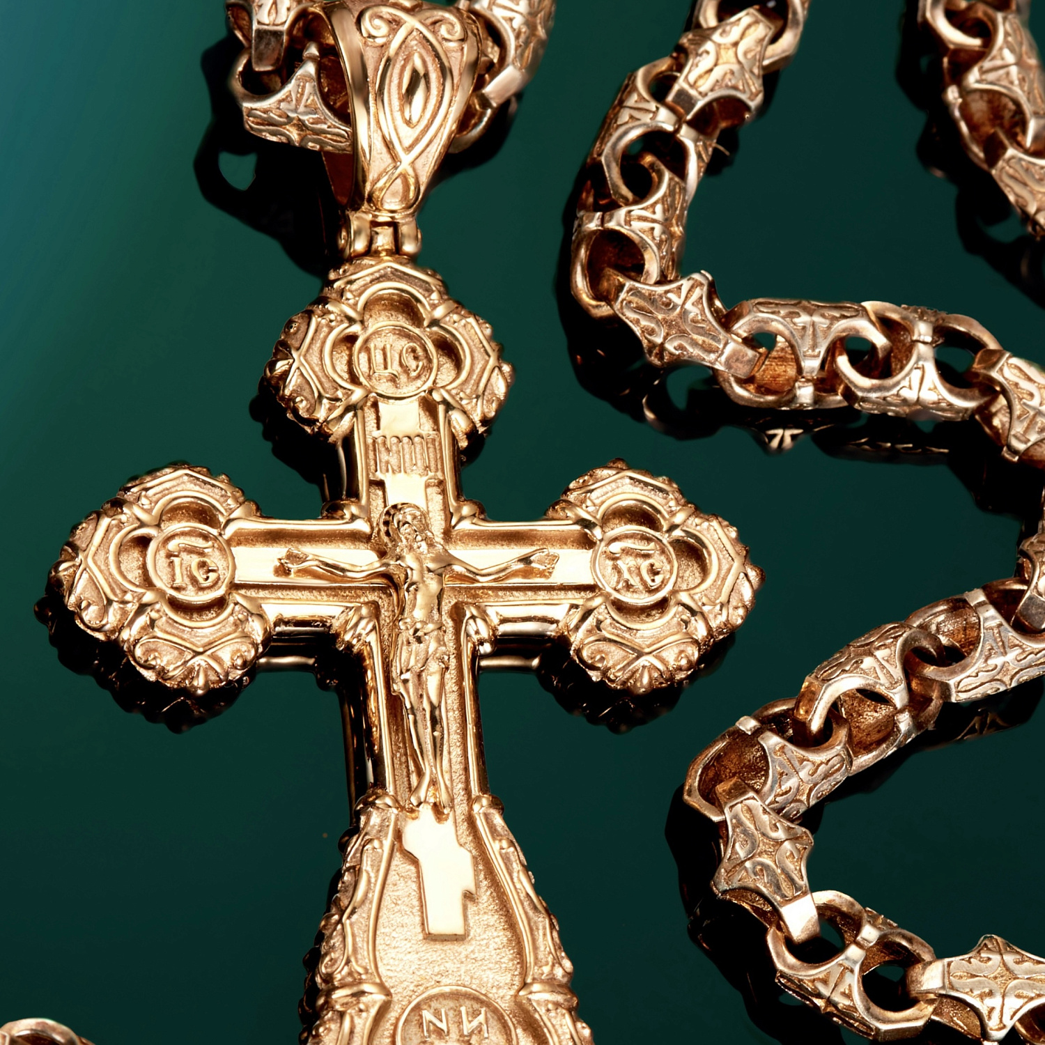 Православный нательный крест и цепочка из красного золота