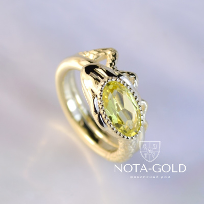 Эксклюзивное золотое кольцо в форме змеи с драгоценным камнем Клиента (Вес: 15 гр.)