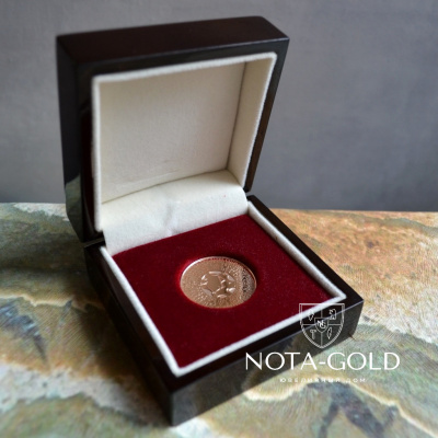 Подарочная медаль из красного золота с гравировкой и необычной фактурой по эскизу Клиента (Вес: 19 гр.)