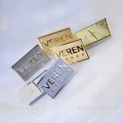 Нагрудные серебряные и золотые значки с логотипом компании