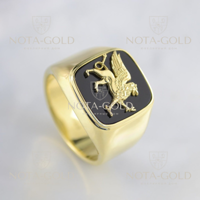 Золотое мужское кольцо-печатка на заказ из жёлтого золота с чёрным ониксом и грифоном (Вес: 17 гр.)